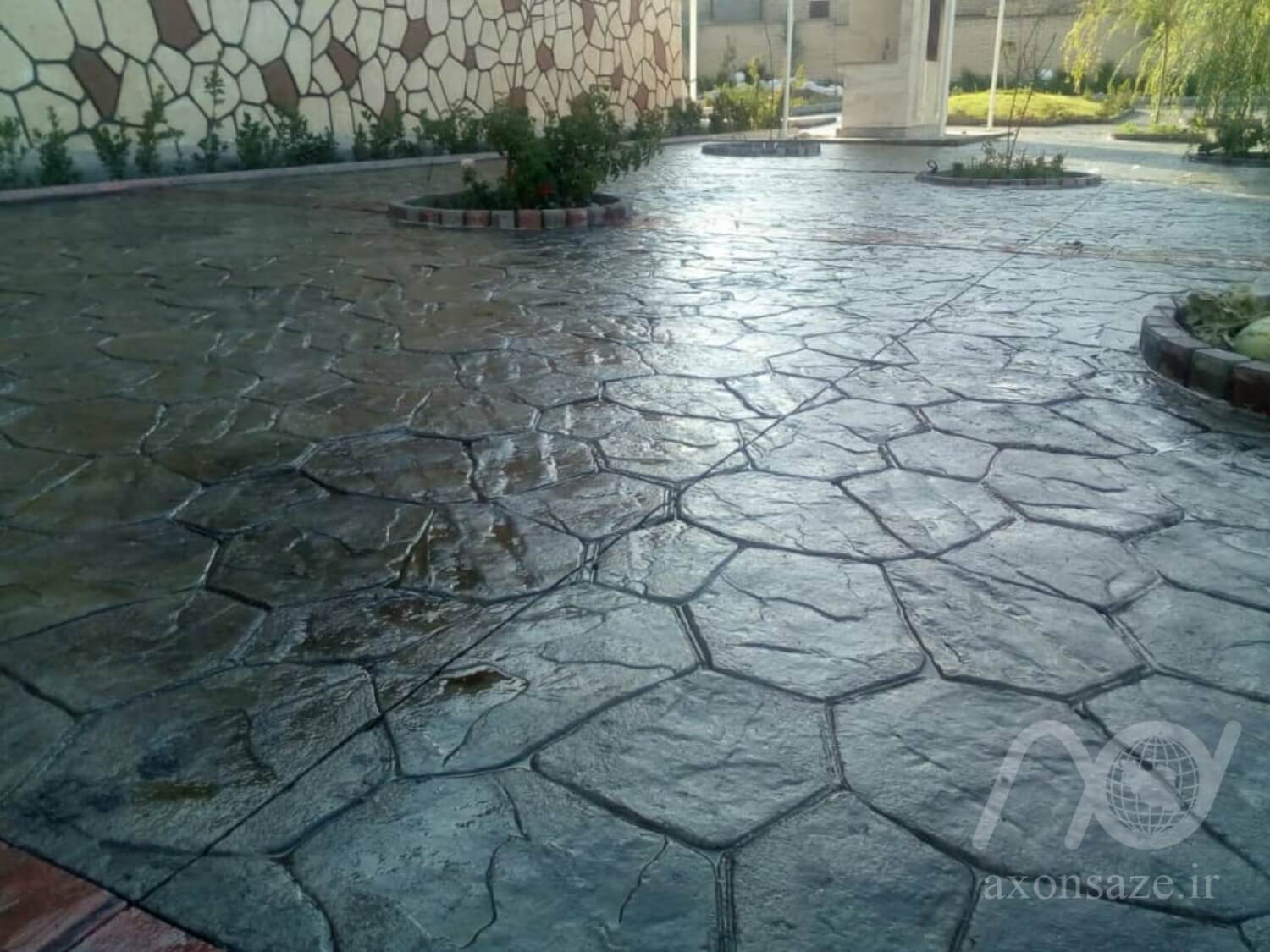 بتن دکوراتیو پیاده رو پارک Axonsaze.ir 11